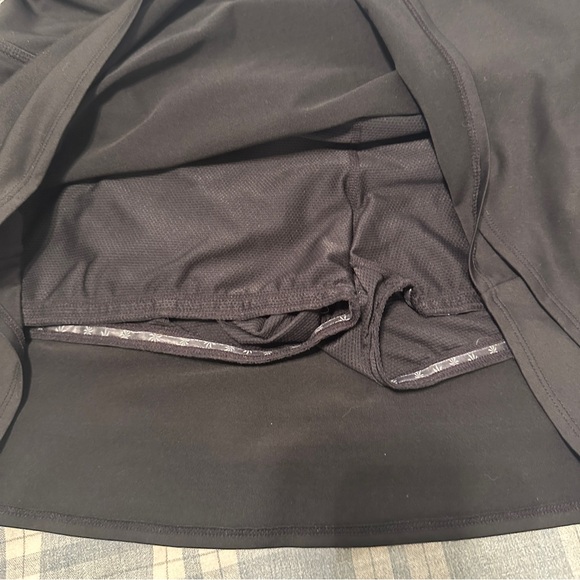Athleta Tennis Skirt - Picture 2 of 3